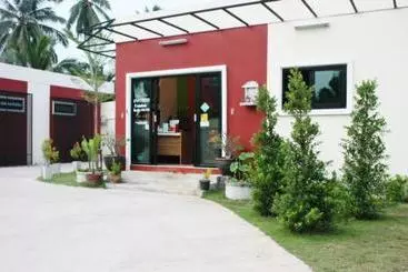 Hotel Lomlay Resort