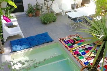 住宿加早餐  Chambres D Hôtes Cocon Du Sud