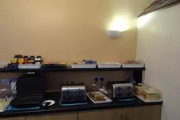 فندق The Gatwick White House