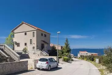 Majatalo Apartments & Rooms Mikelin