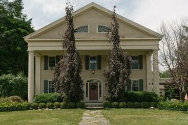 The Watson Boutique Bed And Breakfast