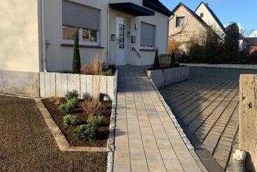 بنسيون Die Weinsiedelei