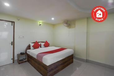 Hotel Oyo 71485 Vedanta  Van  & Resorts