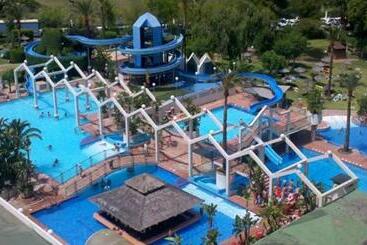 דירה Benal Beach