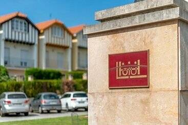 Hospedium Hotel Blu Loiu