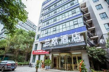Lanou Hotel Zhengzhou High Tech Zone Headquarter Enterprise Base