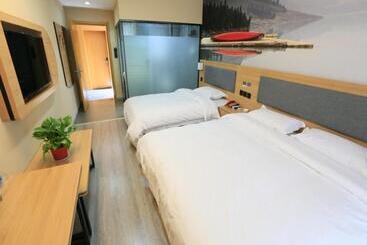 Thank Inn Chain Hotel Gansu Jiuquan Suzhou District Bell And Drum Tower