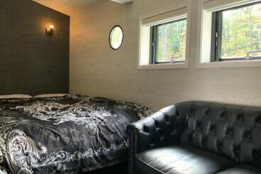 تختخواب و صبحانه Kakureyado Fujikawaguchiko