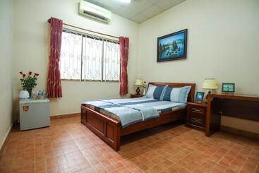 پانسیون Nhà Khách Làng May Mắn   Village Chance