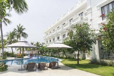 Seaside Boutique Resort Quy Nhon