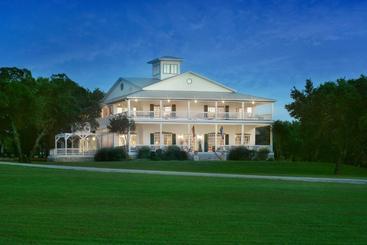 فندق صغير Rose Hill Retreat Aaa Four Diamond Inn