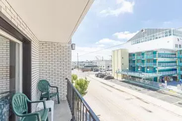 Premiere Motel