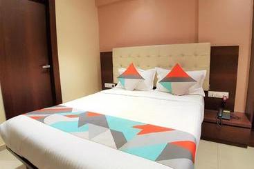 Hotel Hexa Malad Suite