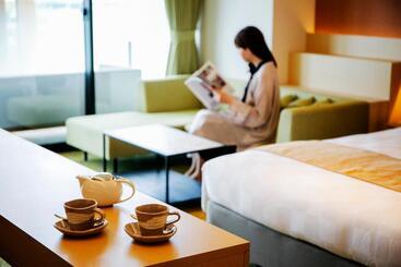 בית מלון כפרי Garden Terrace Fukuoka