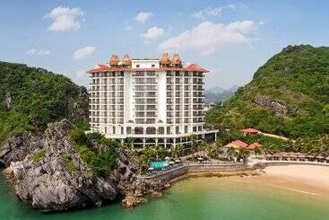 هتل Hôtel Perle D Orient Cat Ba Mgallery