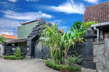 ホテル Oyo 3488 Puri Mas Kawan