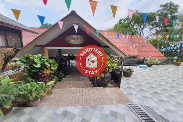 Hotel Oyo 948 Bamboo River Resort