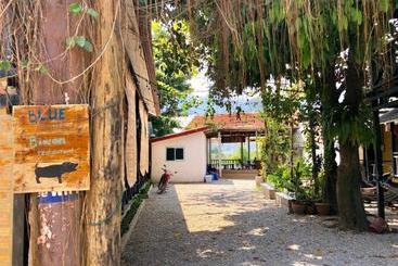 Hotel Blue Guesthouse