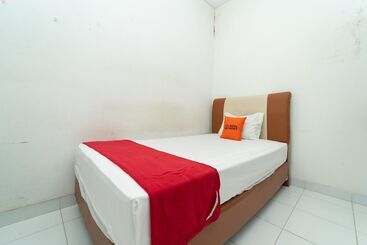 פנסיון Koolkost Syariah Near Summarecon Mall Serpong