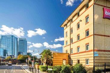 Otel Ibis London Docklands Canary Wharf