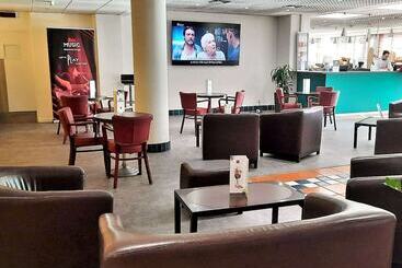 Отель Ibis Porto Sul Europarque