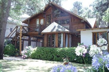 Herberge Patagonia Playa Suites