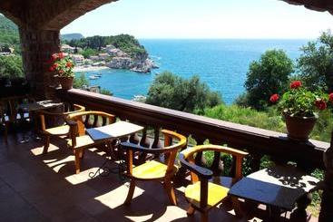 펜션 Villa Sara Guesthouse