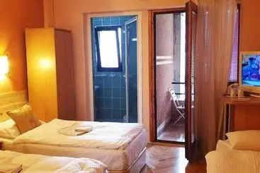 هتل Kapistec Skopje