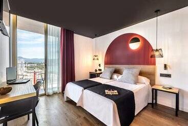 Hotel Vibra District - Adults Only