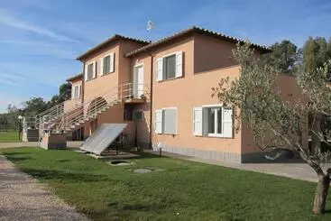 هتل Agriturismo Pian Di Spille   Golf