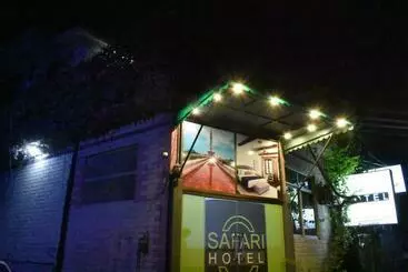 ホテル Safari