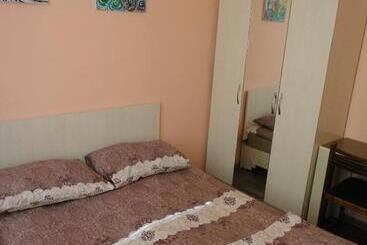 Majatalo Like Home Guesthouse & Tours