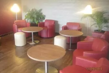 酒店 Campanile Troyes Sud  Bucheres