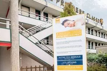 בית מלון כפרי Première Classe Lille Sud Henin Beaumont