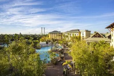 Loews Royal Pacific Resort at Universal Orlando