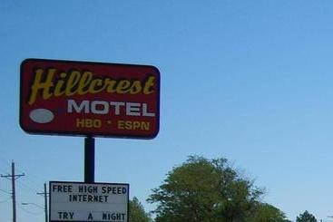 Hillcrest Motel