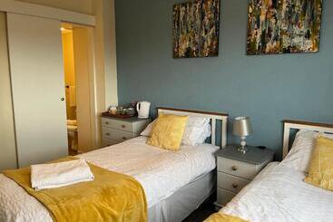 여관 The Island View A1