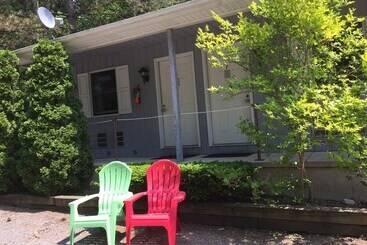 מוטל Captain S Cove