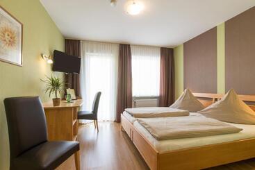 בית מלון כפרי Restaurant Langen