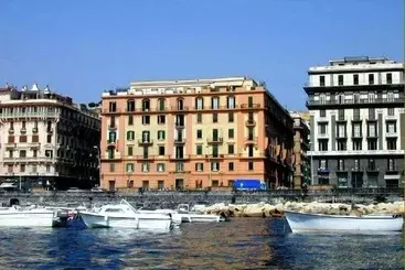 تختخواب و صبحانه I 34 Turchi