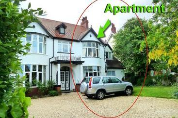 酒店 Bryn Holcombe