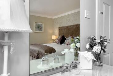 فندق Kingfisher Lodge