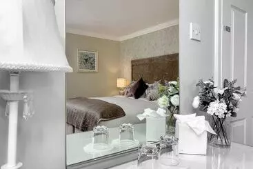 فندق Kingfisher Lodge