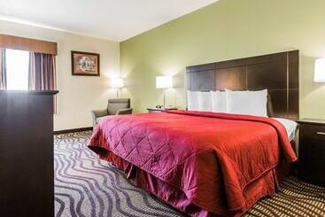 Szálloda Quality Inn & Suites Near Coliseum And Hwy 231 North