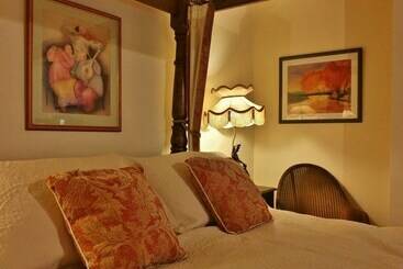 مبيت وإفطار The Firecat Country House Guesthouse