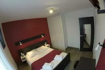 ホテル Hôtel Les Rives D'allier