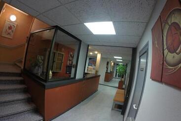 酒店 Hôtel Les Rives D'allier