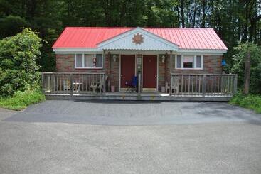 מוטל Paradise Resort Saratoga