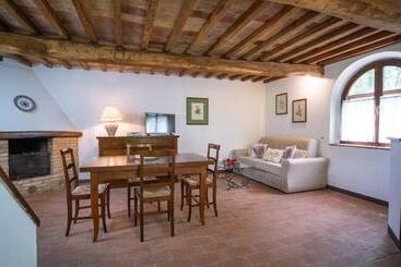 アパートホテル Poggio Al Palio