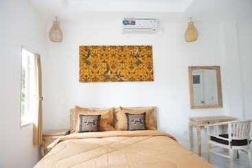 住宿加早餐 Kubu Sari House